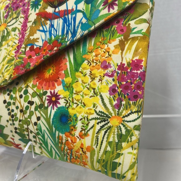 Clutch bag/ crossbody with dust bag - Picture 3 of 8